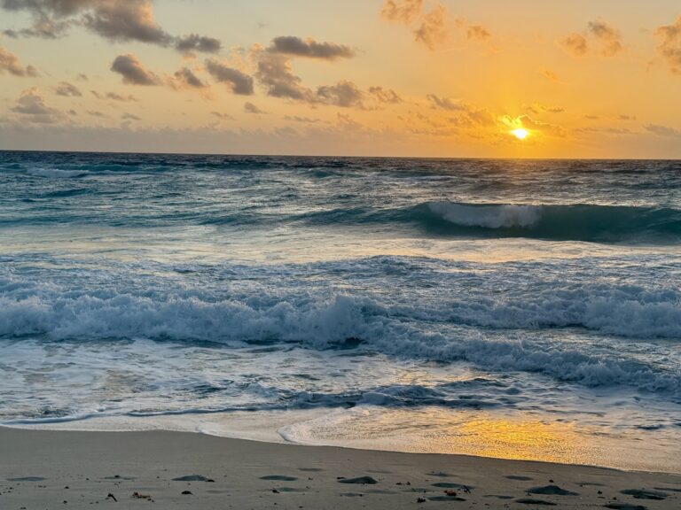 Cancun · sunrise (IMG_3500)