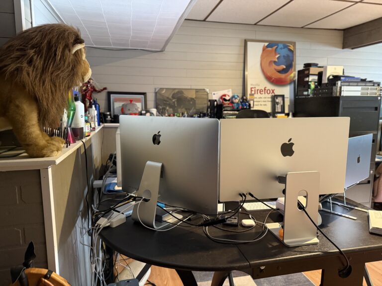 Desk — 2025-08-12 17:50